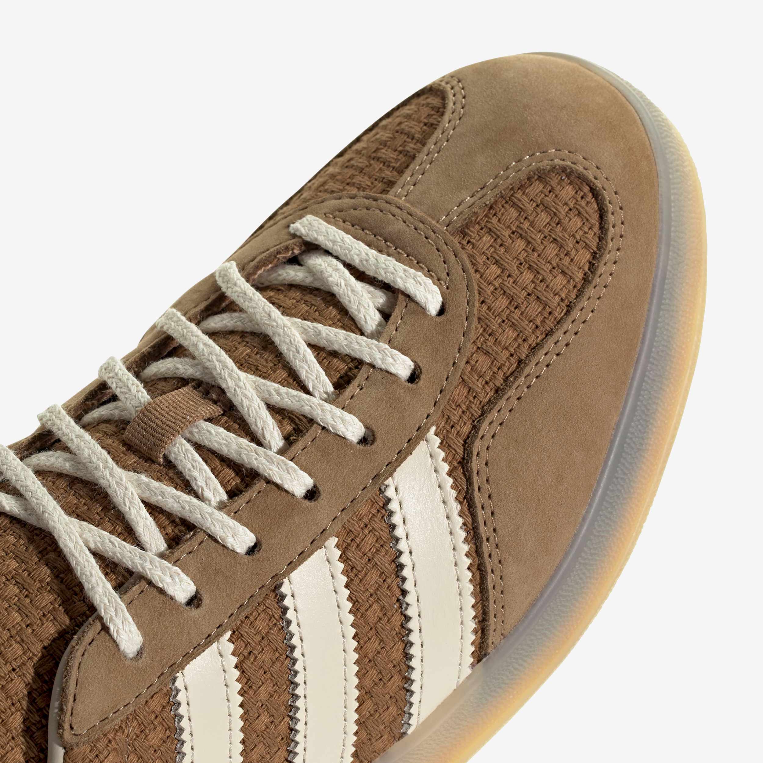 Gazelle Indoor - Image 5