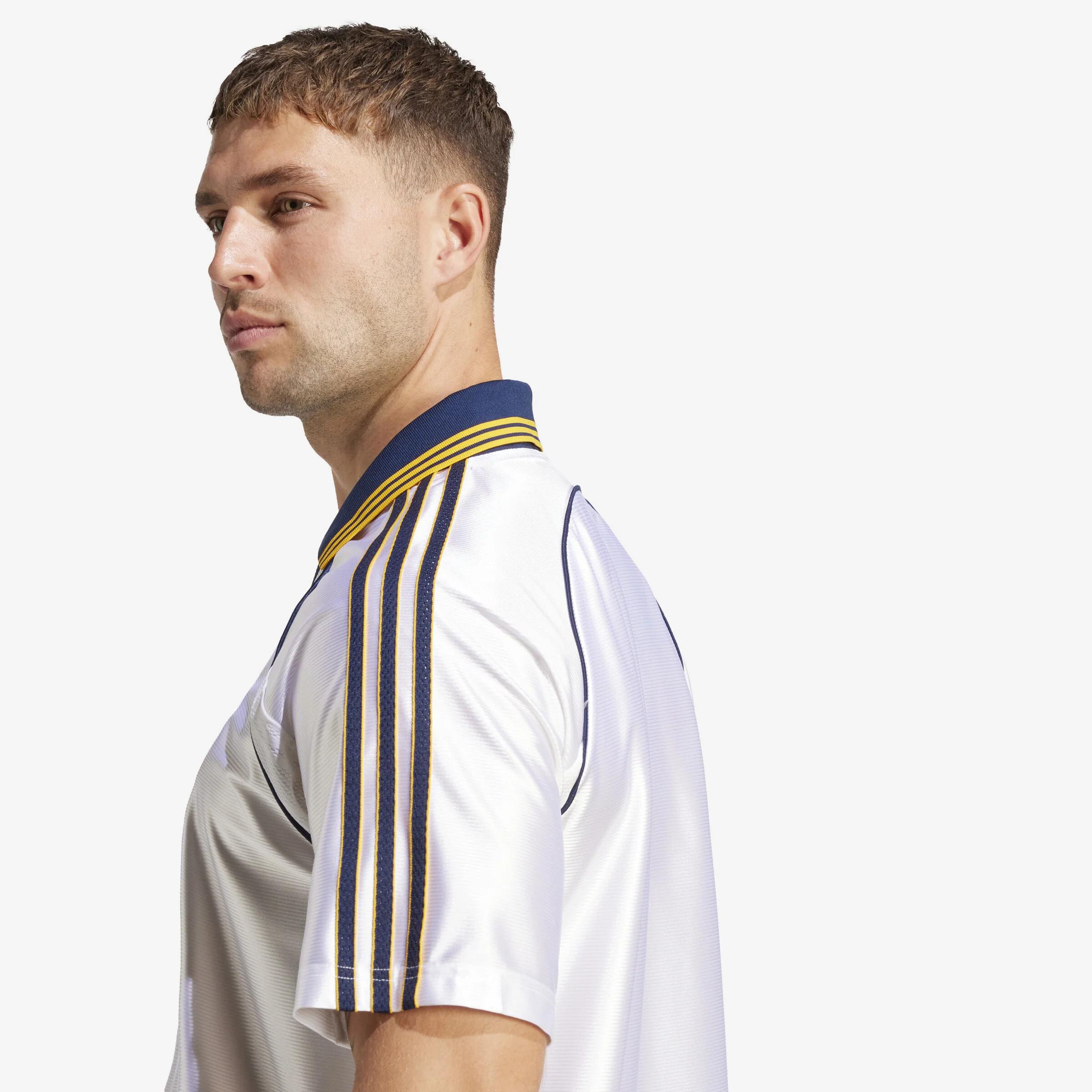 Real Madrid 99/00 Home Jersey - Image 5