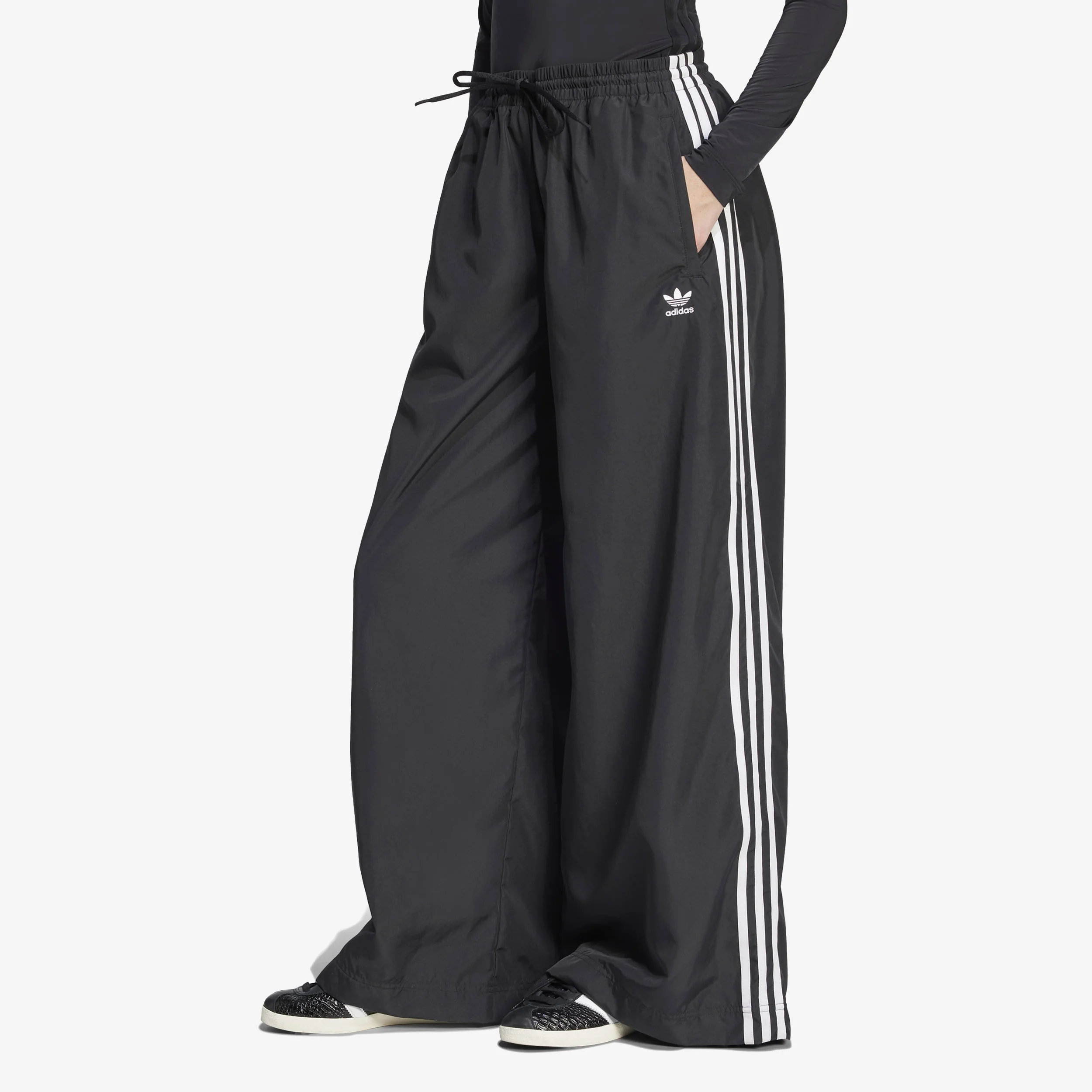 Wmns Adilenium Season 3 Oversized Track Pant - Image 2