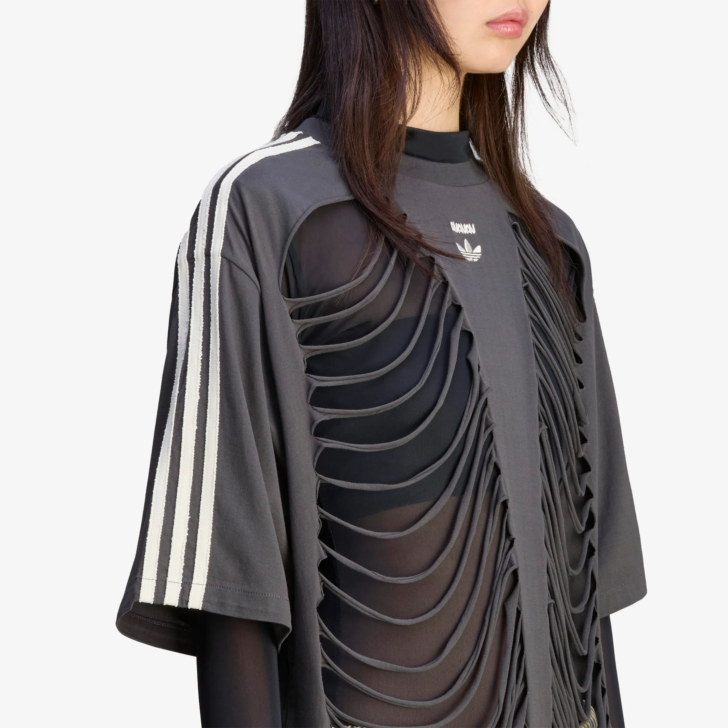 Wmns Cut Out Tee x Avavav - Image 9