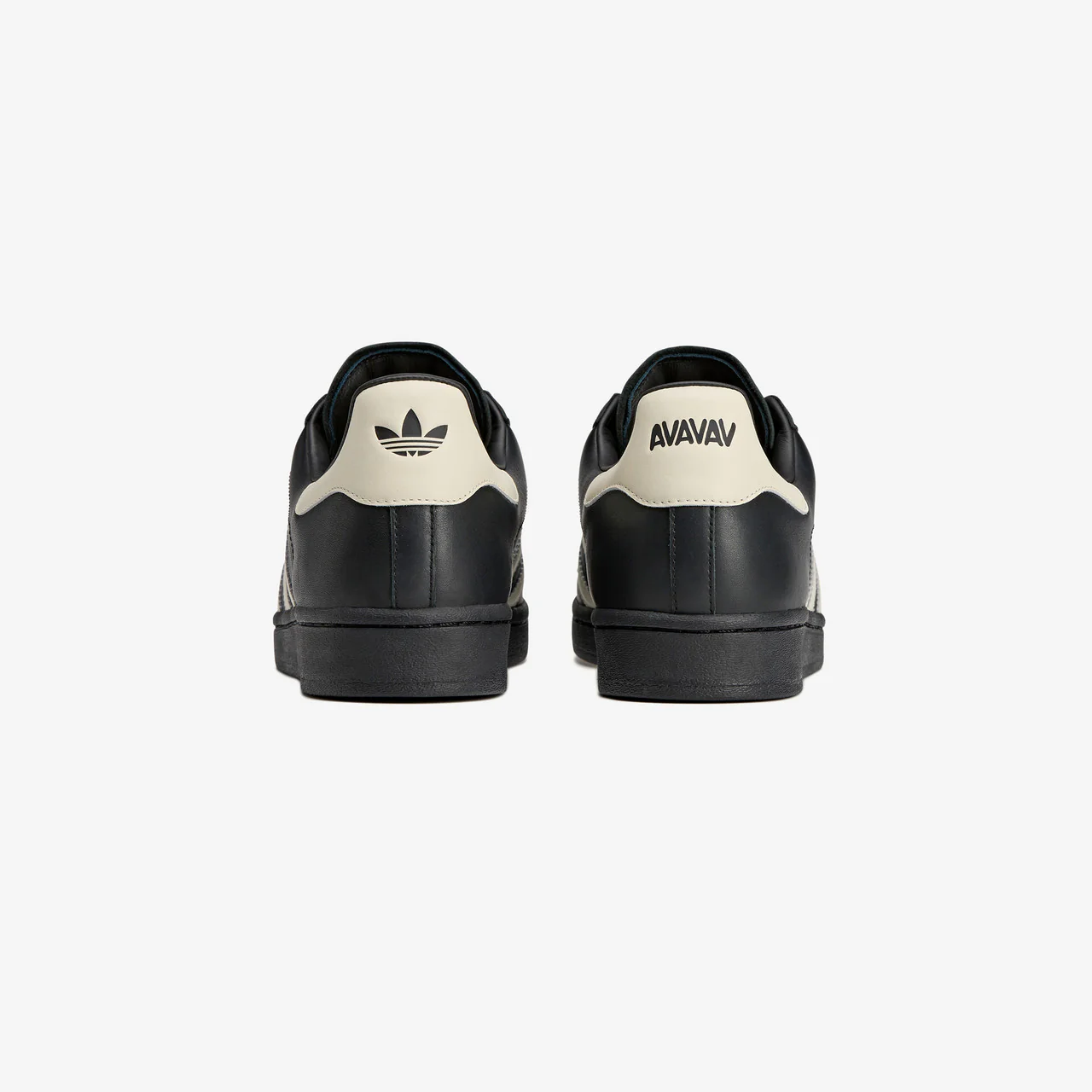Wmns Superfinger Superstar x Avavav - Image 6