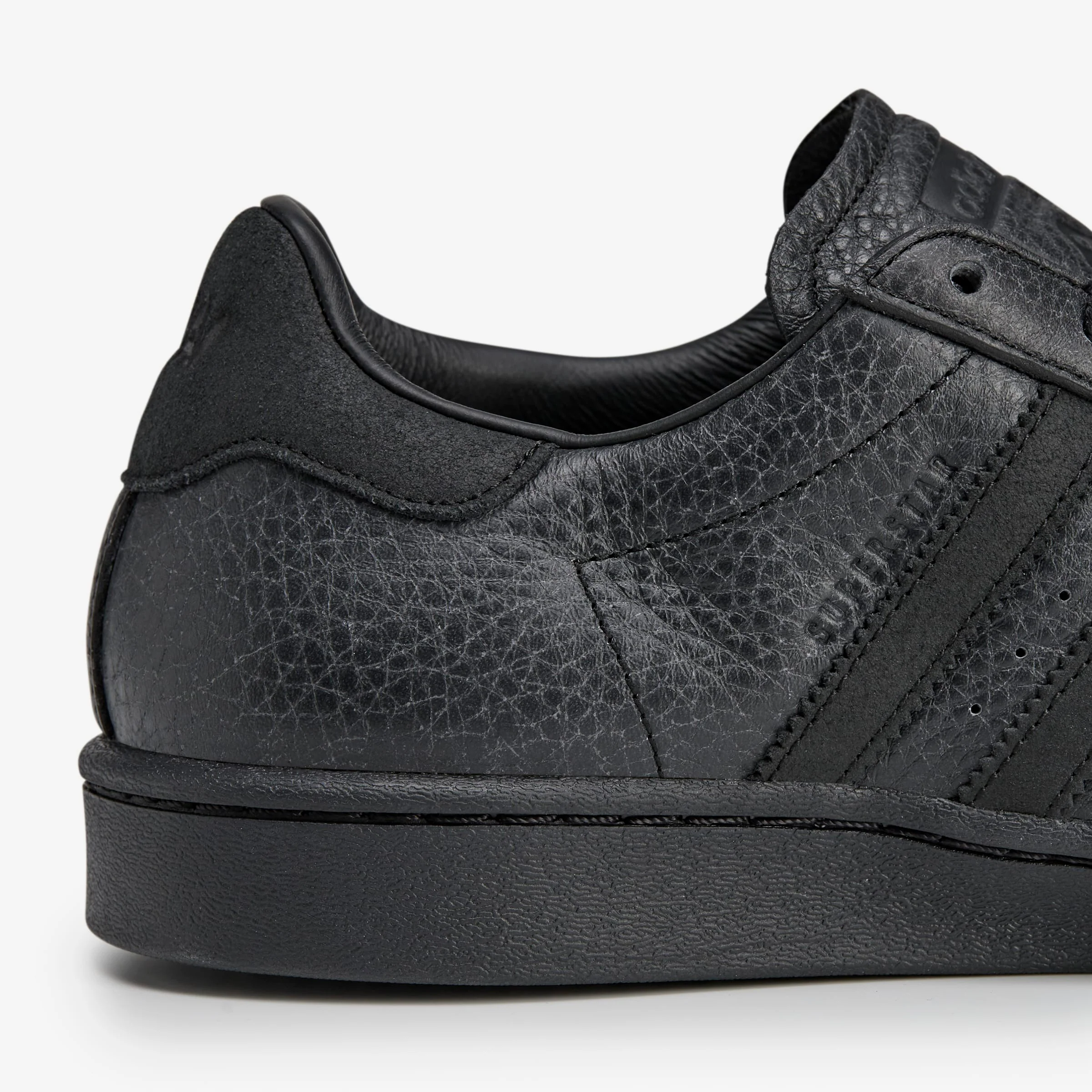 Wmns Superstar x Avavav - Image 5