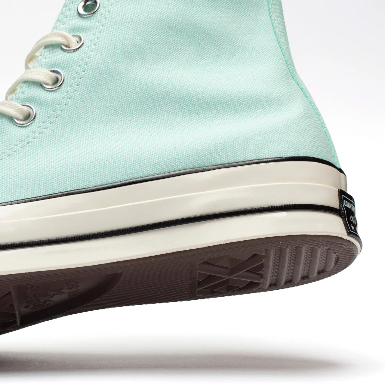 Chuck 70 - Image 6