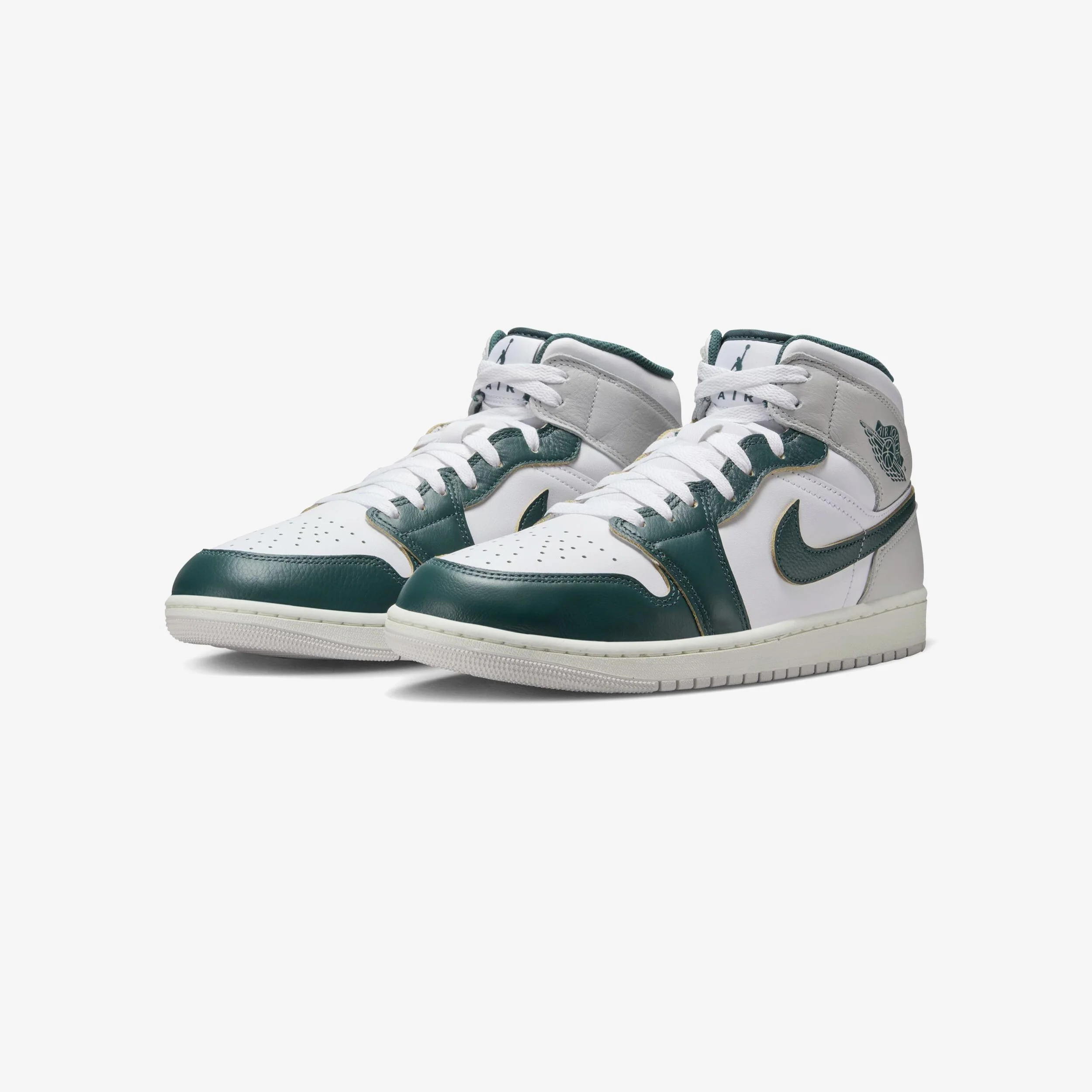 Air Jordan 1 Mid SE - Image 2