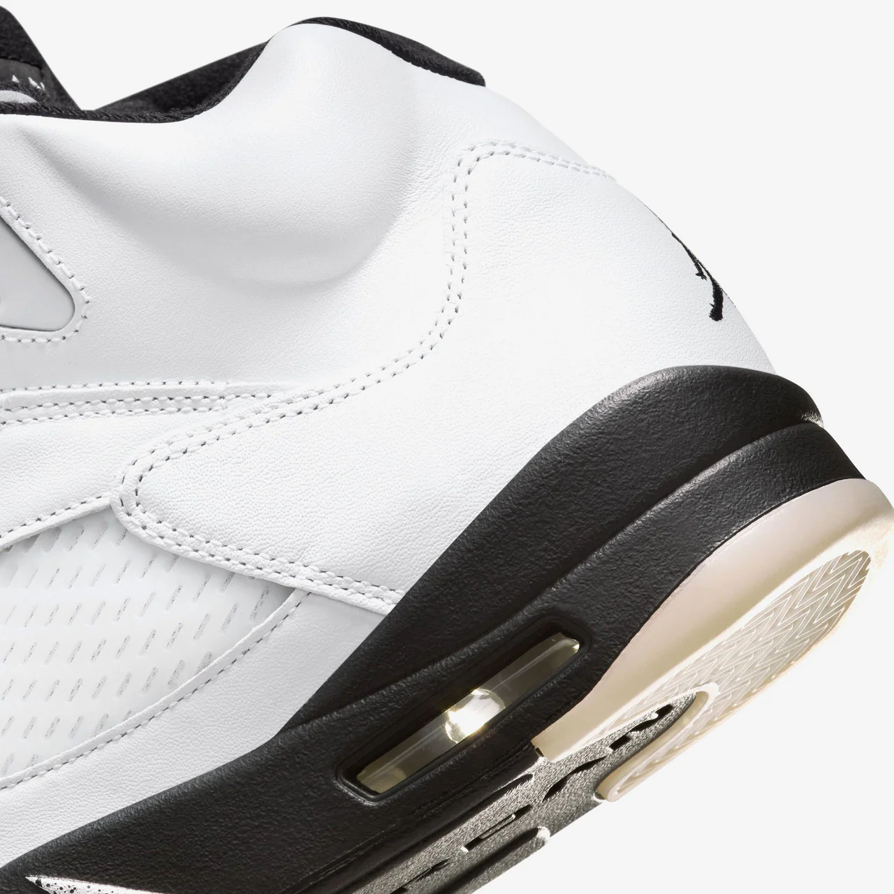 Air Jordan 5 Retro - Image 9