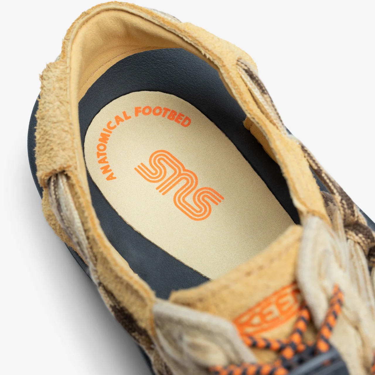 Uneek Flat x SNS - Image 11