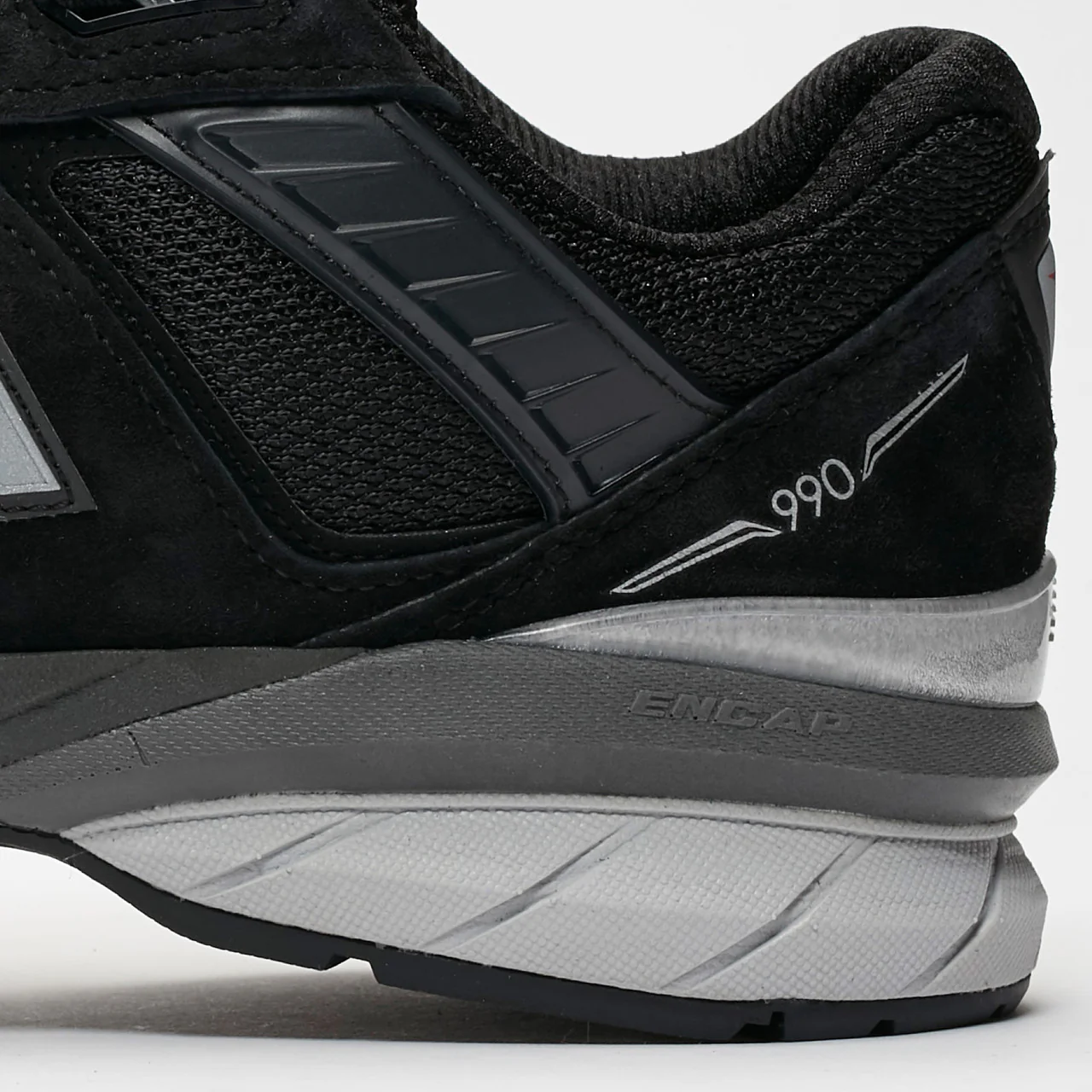 990v5 - Image 8