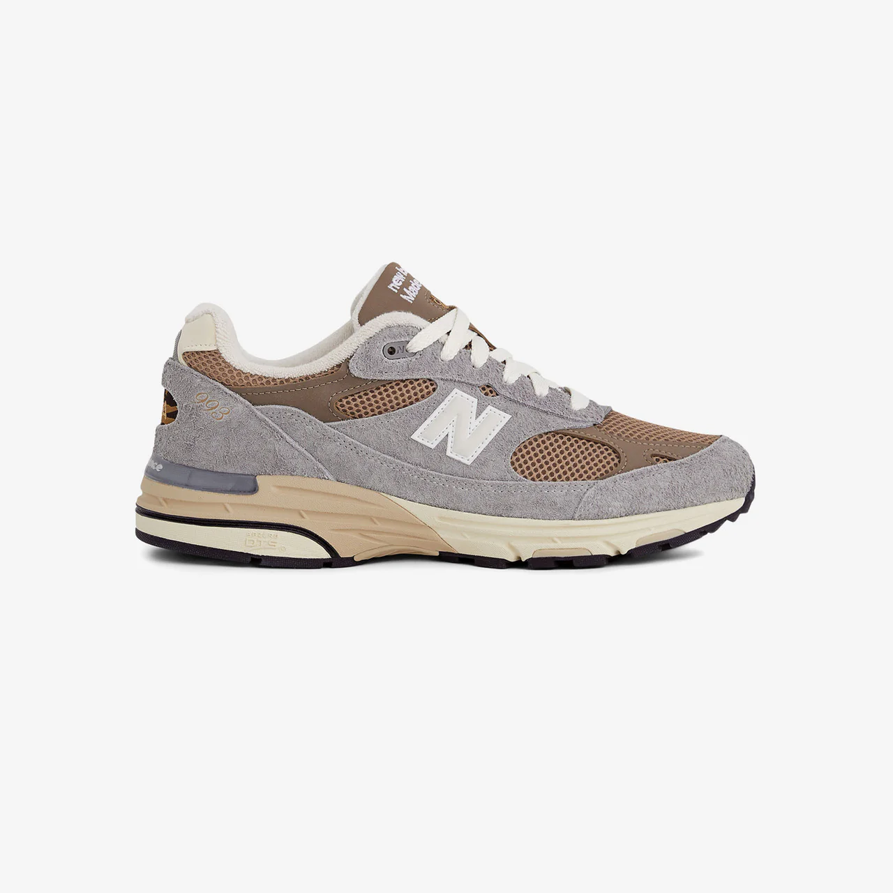 993