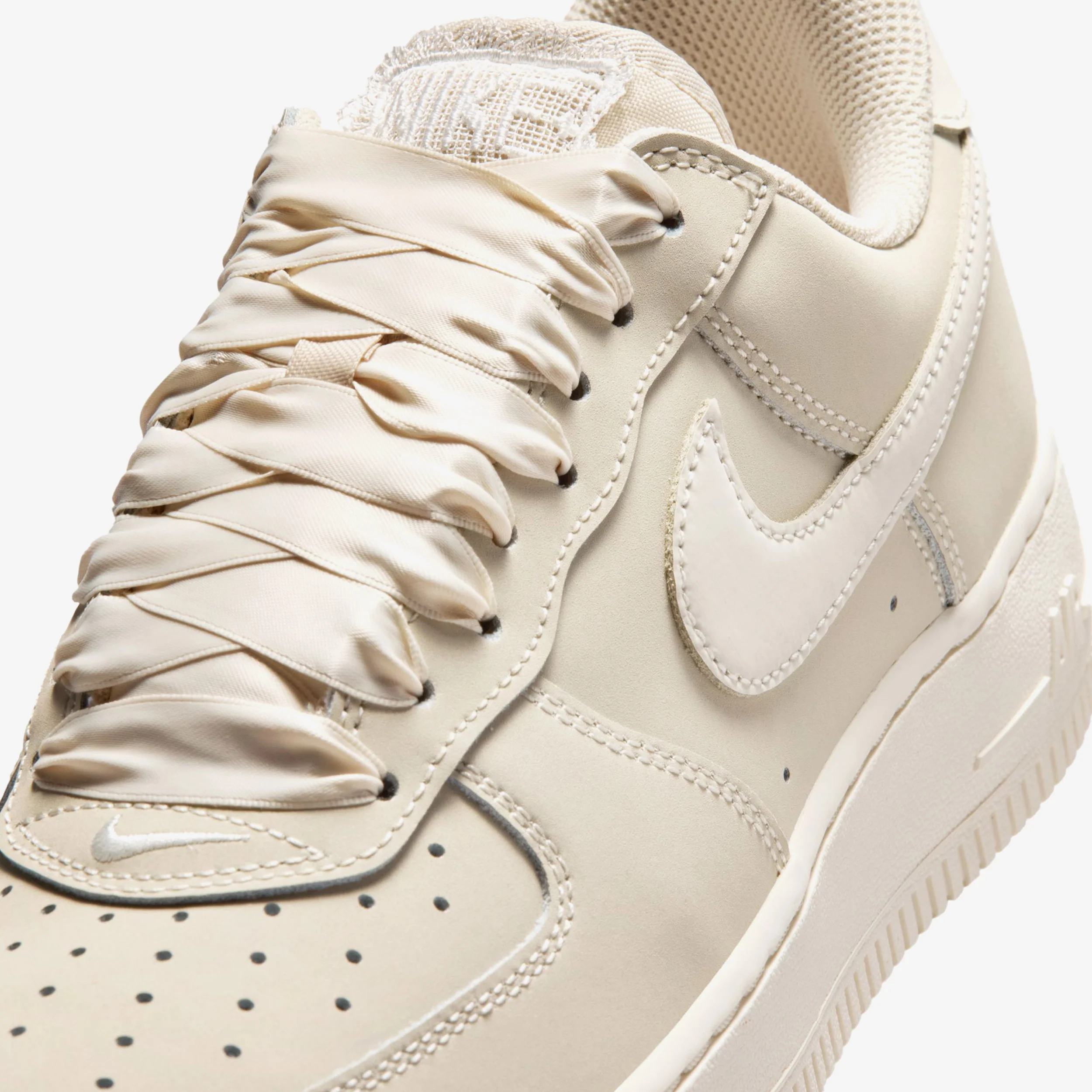 Wmns Air Force 1 Retro Premium - Image 6