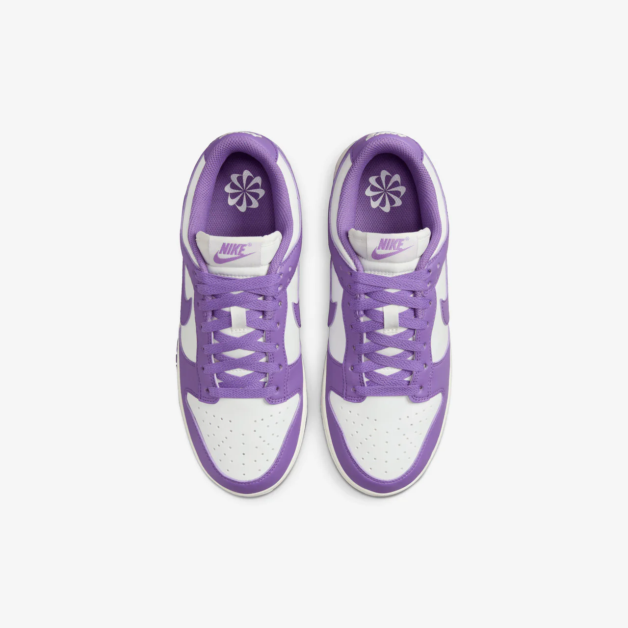 Wmns Dunk Low - Image 4