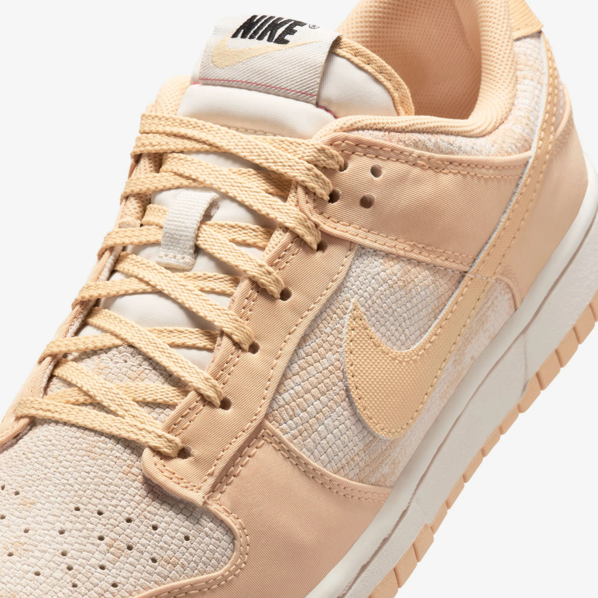Wmns Dunk Low - Image 7