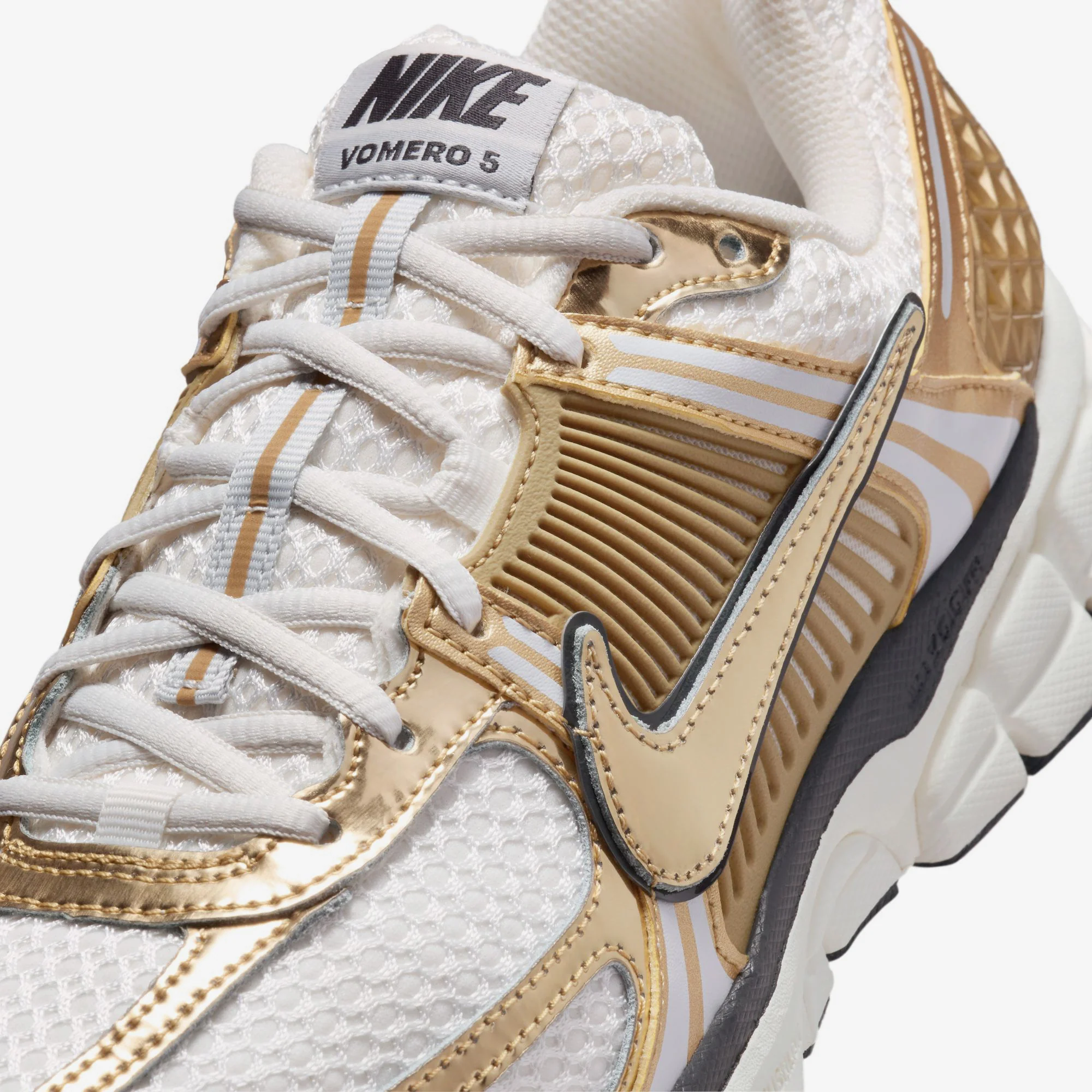 Wmns Zoom Vomero 5 GLD - Image 7