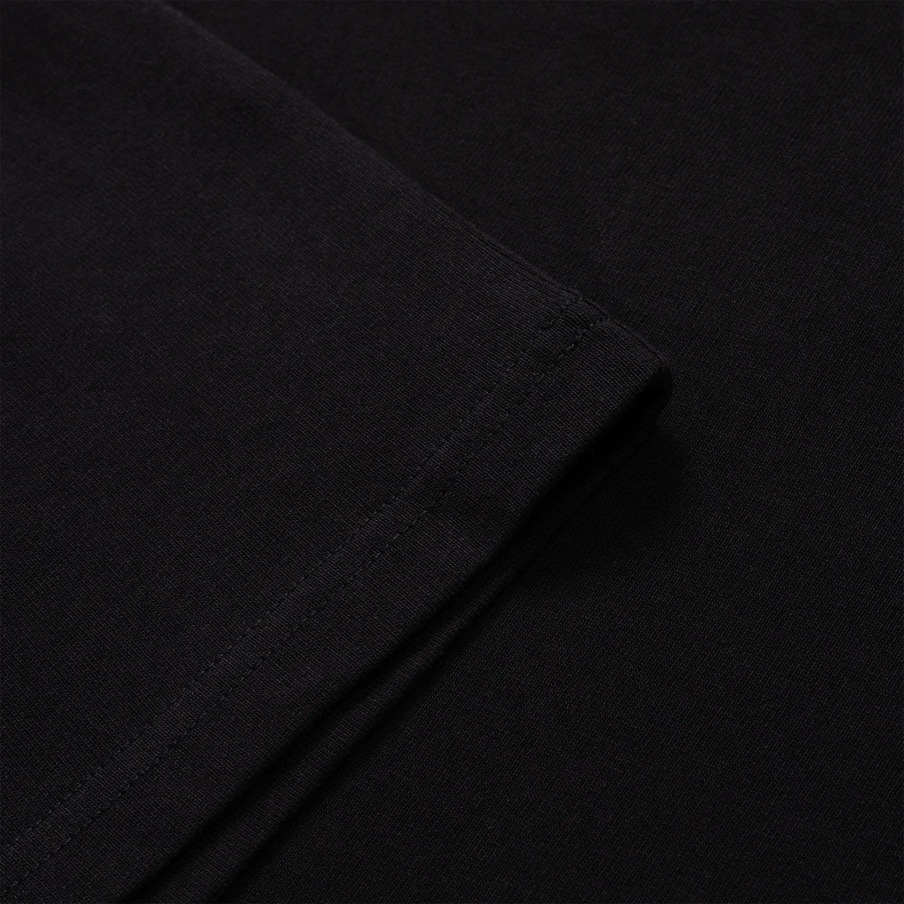 Tee Red Curb - Image 5